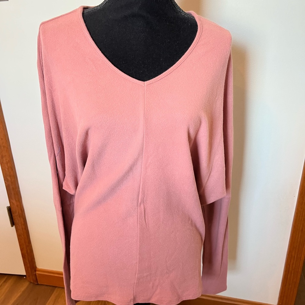Listicle Women's V-Neck Sweater - Dusty Rose